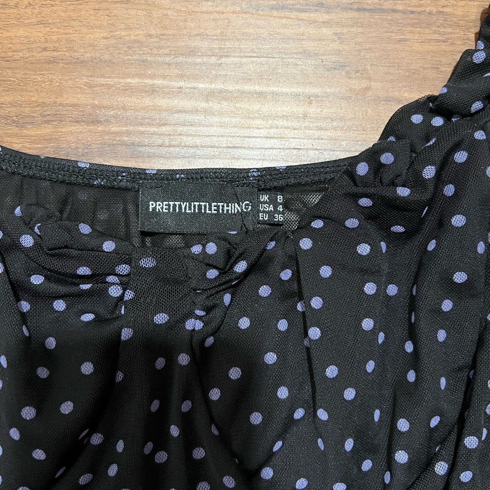 PrettyLittleThing Black Ruffled Bodysuit - Picture 3 of 4